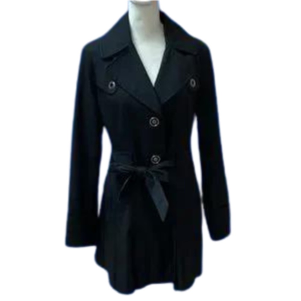 Via Spiga belted trenchcoat. Black. Size small.